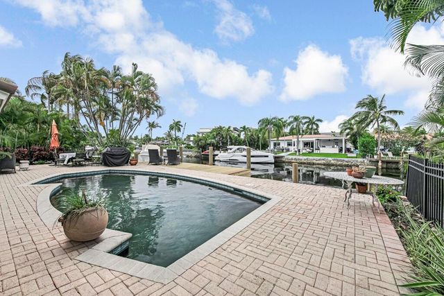 491 SE 16th Avenue, Pompano Beach, FL 33060