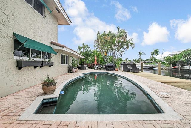 491 SE 16th Avenue, Pompano Beach, FL 33060