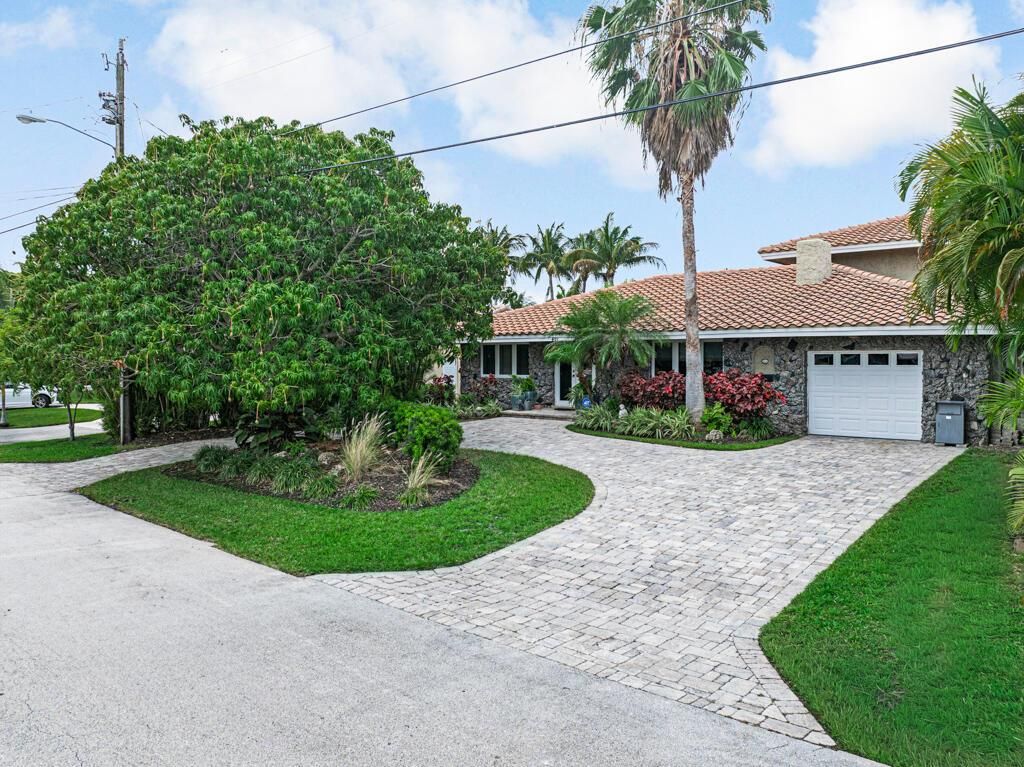 491 SE 16th Avenue, Pompano Beach, FL 33060