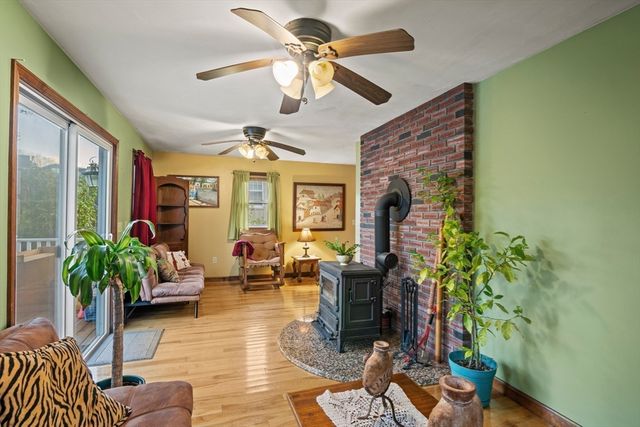 4 Wilson Way, Rutland, MA 01543