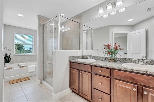 12211 TRAILHEAD DRIVE, Bradenton, FL 34211