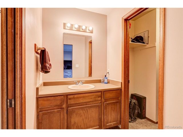 2054 S Balsam St, Lakewood, CO 80227