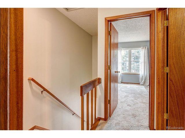 2054 S Balsam St, Lakewood, CO 80227