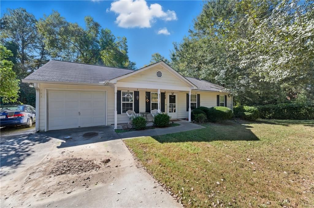 3485 Mustang Drive, Powder Springs, GA 30127