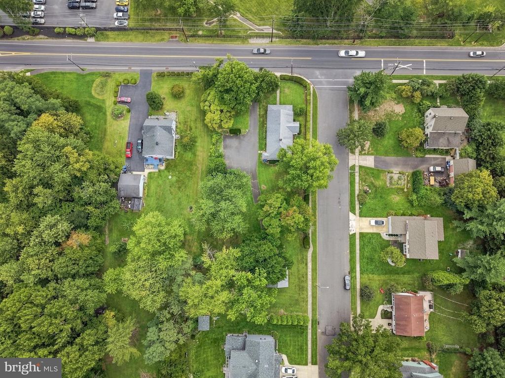 3 MINDY DR, MOORESTOWN, NJ 08057 — photo 2