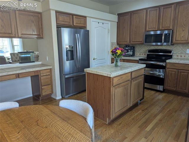 7458 Flathead Lake Drive, Colorado Springs, CO 80923