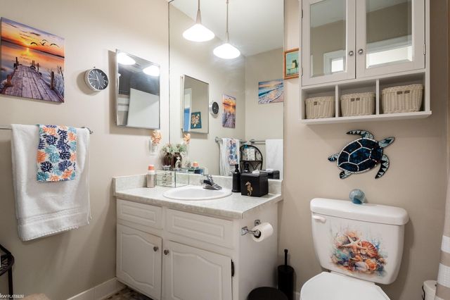 35182 N Bay Circle, Harrison Twp, MI 48045