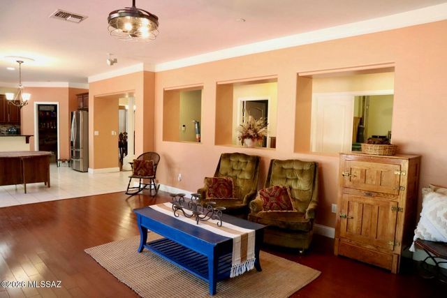 393 E Via Puente Lindo, Sahuarita, AZ 85629