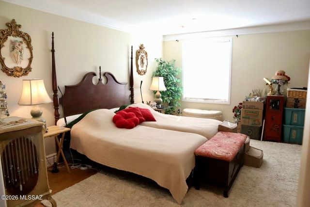 393 E Via Puente Lindo, Sahuarita, AZ 85629