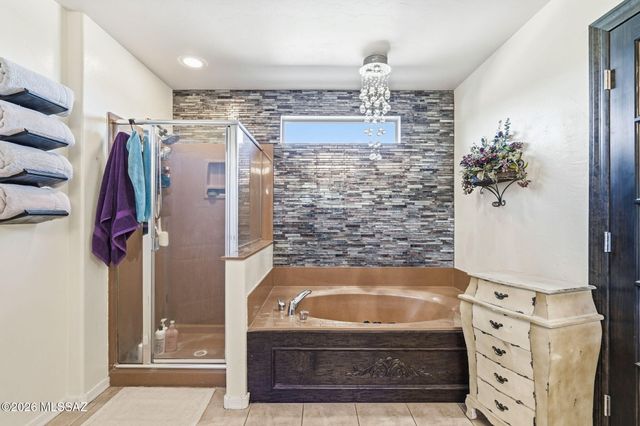 393 E Via Puente Lindo, Sahuarita, AZ 85629