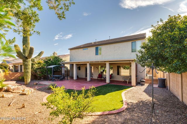 393 E Via Puente Lindo, Sahuarita, AZ 85629