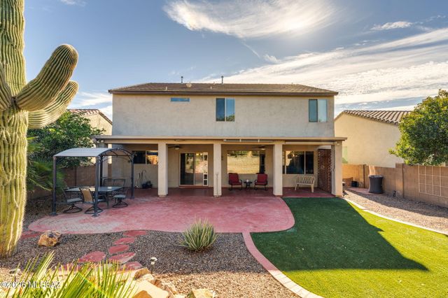 393 E Via Puente Lindo, Sahuarita, AZ 85629