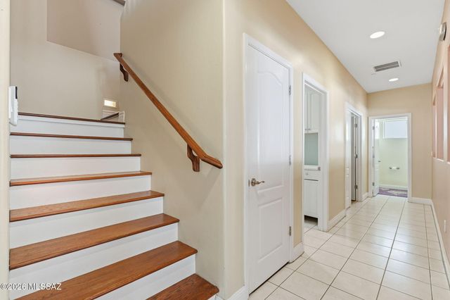 393 E Via Puente Lindo, Sahuarita, AZ 85629