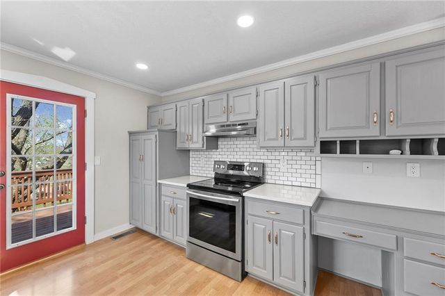 1440 W Prairie Terrace, Olathe, KS 66061