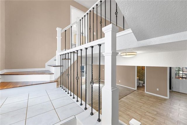 1440 W Prairie Terrace, Olathe, KS 66061