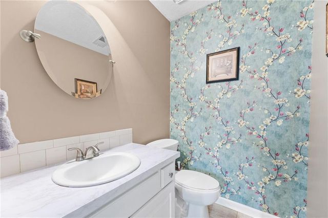 1440 W Prairie Terrace, Olathe, KS 66061