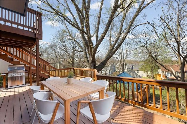 1440 W Prairie Terrace, Olathe, KS 66061