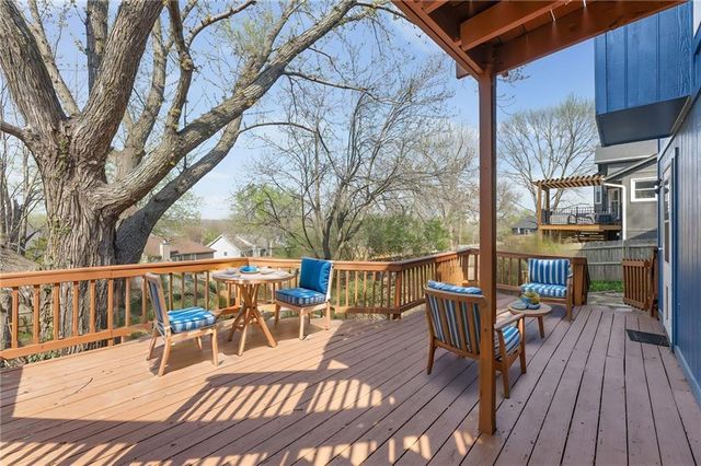 1440 W Prairie Terrace, Olathe, KS 66061