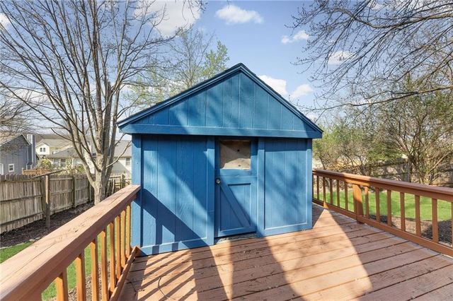 1440 W Prairie Terrace, Olathe, KS 66061