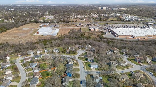 1440 W Prairie Terrace, Olathe, KS 66061