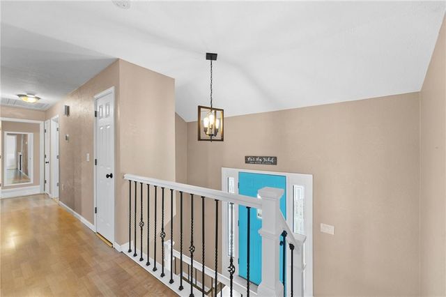 1440 W Prairie Terrace, Olathe, KS 66061