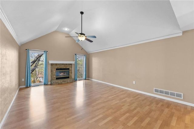 1440 W Prairie Terrace, Olathe, KS 66061