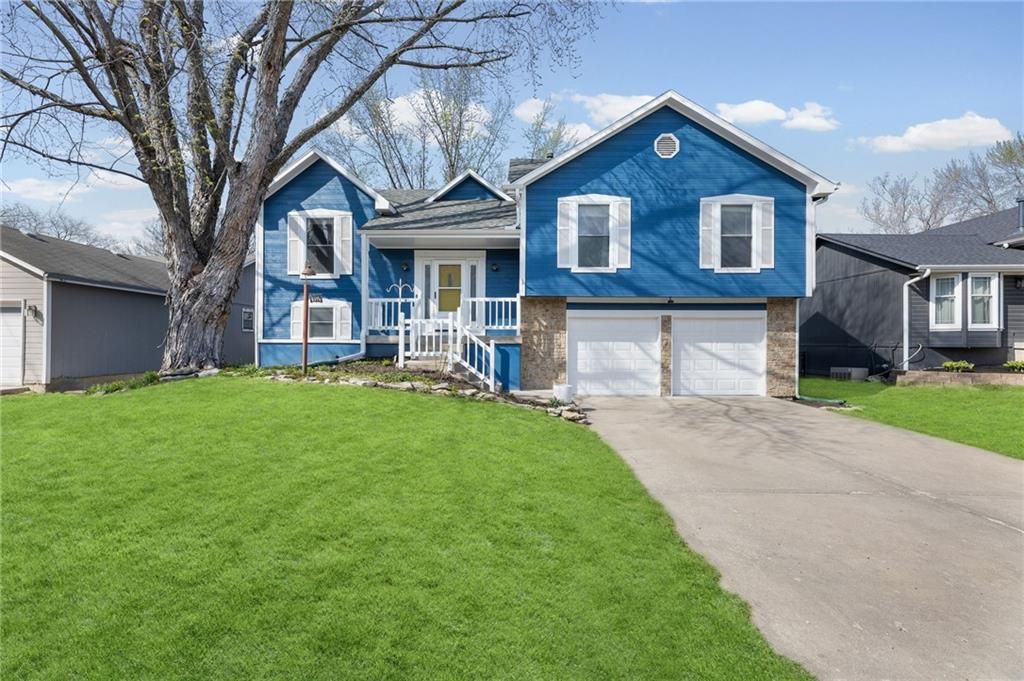 1440 W Prairie Terrace, Olathe, KS 66061