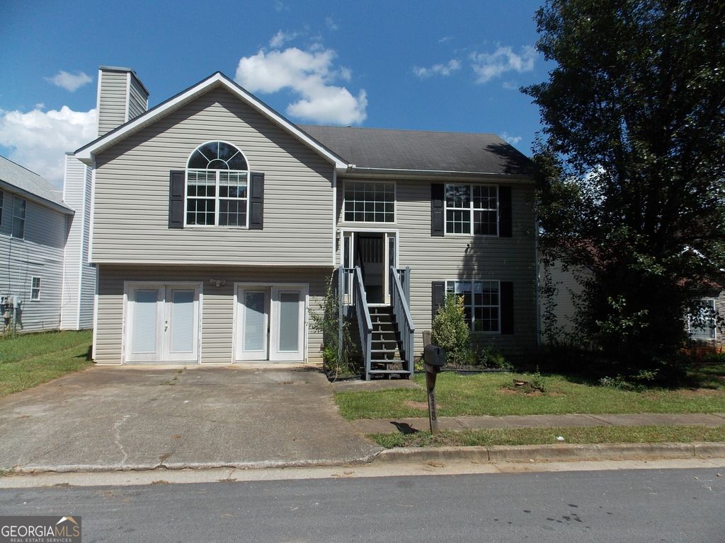 2338 Rambling Way, Lithonia, GA 30058