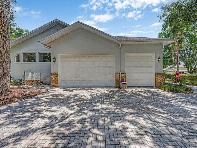 8711 CRESCENT FOREST BOULEVARD, New Port Richey, FL 34654