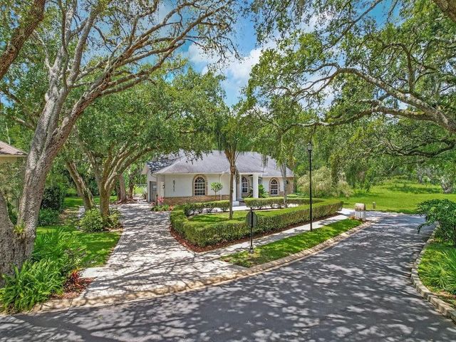 8711 CRESCENT FOREST BOULEVARD, New Port Richey, FL 34654