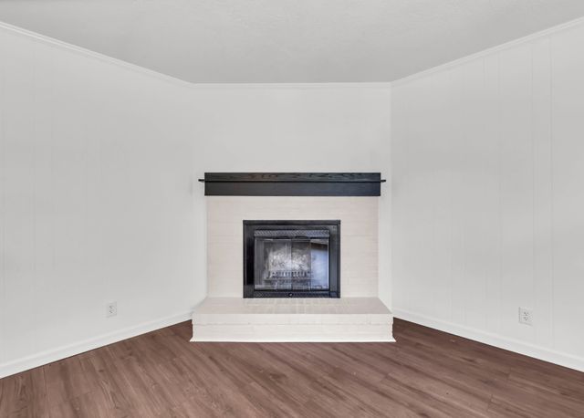 803 Laurel Dr, Clarksville, TN 37043