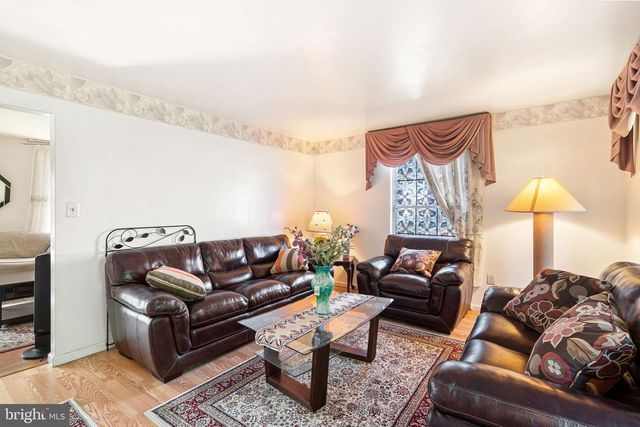 55 N STATE RD, Springfield, PA 19064