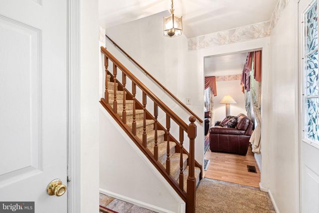 55 N STATE RD, Springfield, PA 19064
