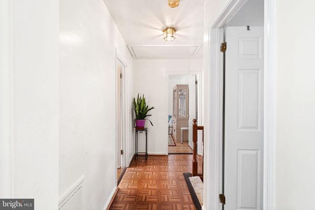 55 N STATE RD, Springfield, PA 19064