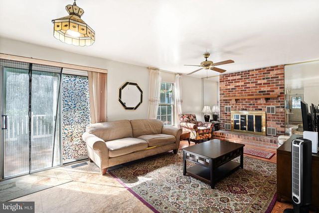 55 N STATE RD, Springfield, PA 19064