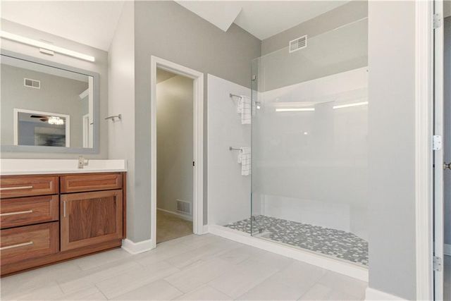 13836 Bradshaw Street, Overland Park, KS 66221