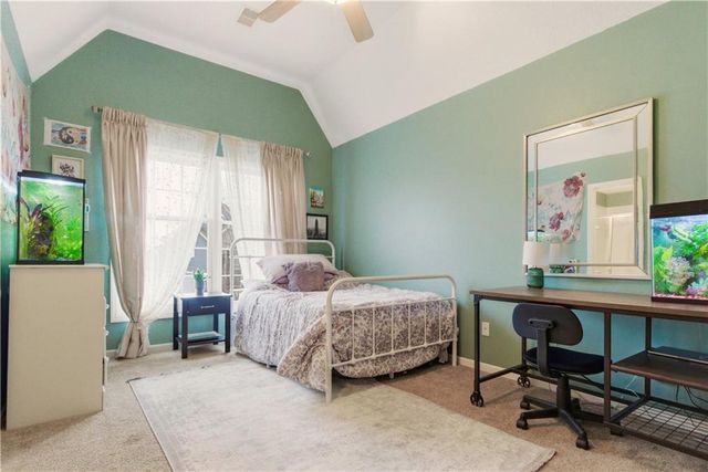 13836 Bradshaw Street, Overland Park, KS 66221