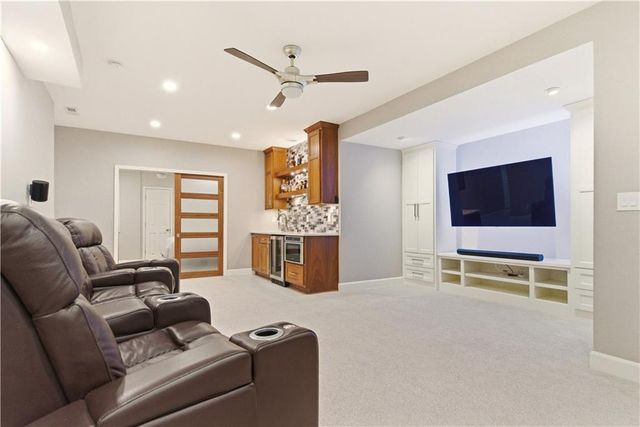 13836 Bradshaw Street, Overland Park, KS 66221