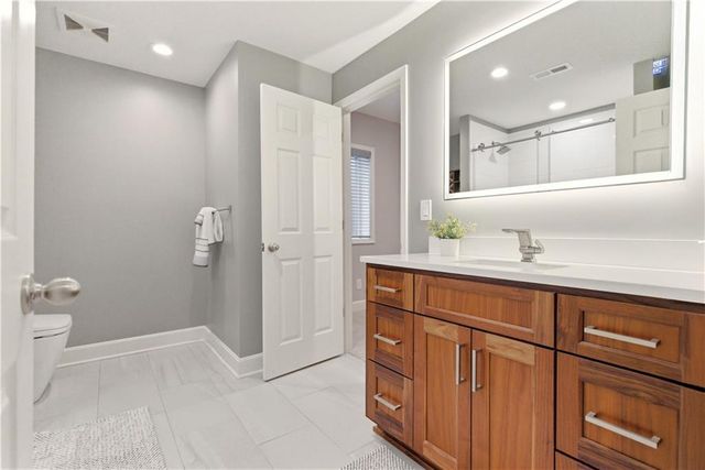 13836 Bradshaw Street, Overland Park, KS 66221