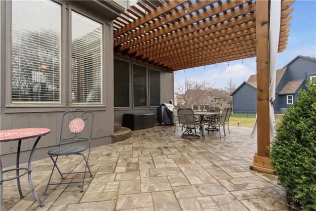 13836 Bradshaw Street, Overland Park, KS 66221