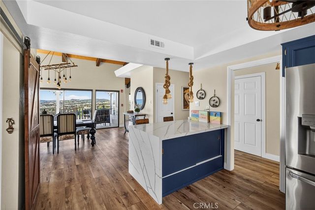 307 E Avenida Cordoba, San Clemente, CA 92672