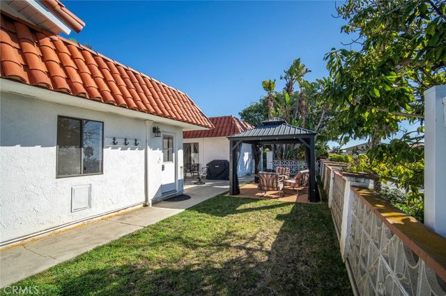 307 E Avenida Cordoba, San Clemente, CA 92672