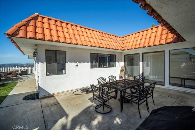 307 E Avenida Cordoba, San Clemente, CA 92672