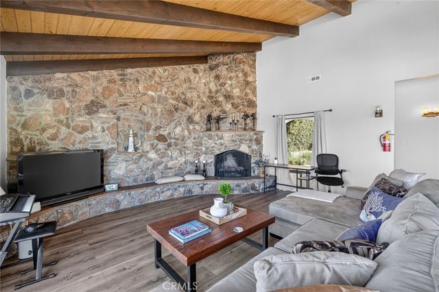 307 E Avenida Cordoba, San Clemente, CA 92672