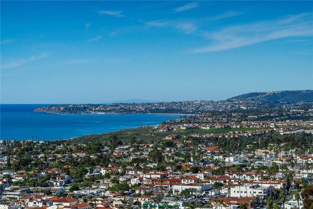 307 E Avenida Cordoba, San Clemente, CA 92672