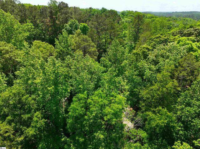 418 Pin Du Lac Drive, Central, SC 29630