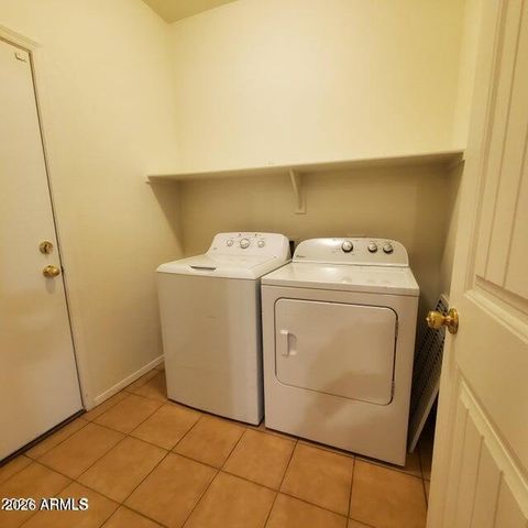 8458 E Edgewood Avenue, Mesa, AZ 85208