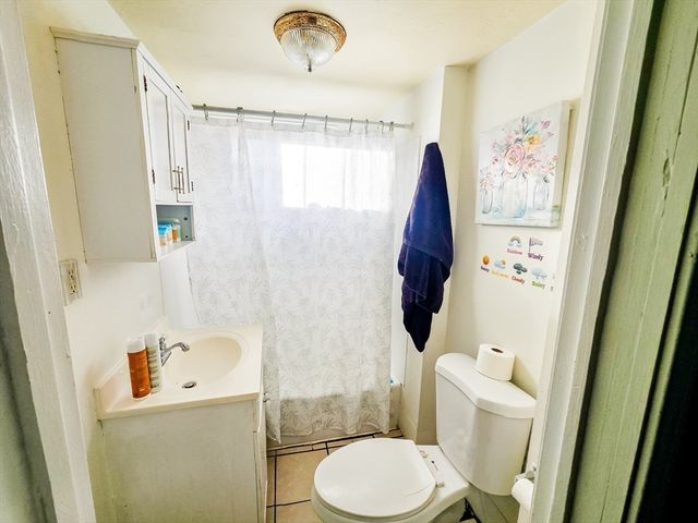 118 Jefferson St, Fall River, MA 02721