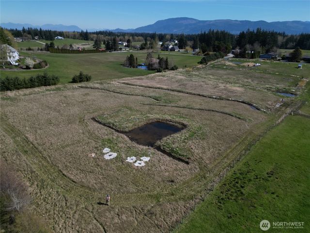 5351 Dinkel Road, Bellingham, WA 98226