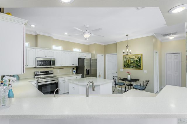 8105 AMBERSWEET PLACE, Land O Lakes, FL 34637